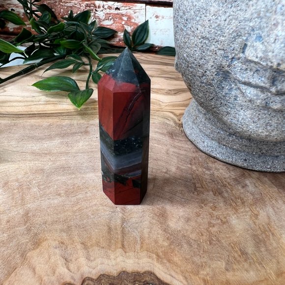 Rare African Bloodstone Tower | African Bloodstone Point | Gemstone Gem Tower - Picture 3 of 9
